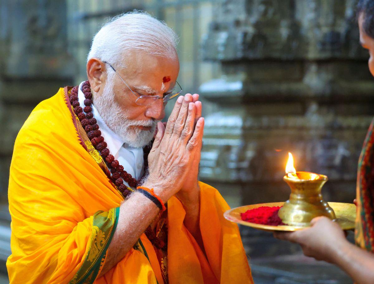 Adhokṣajaḥ tweet media