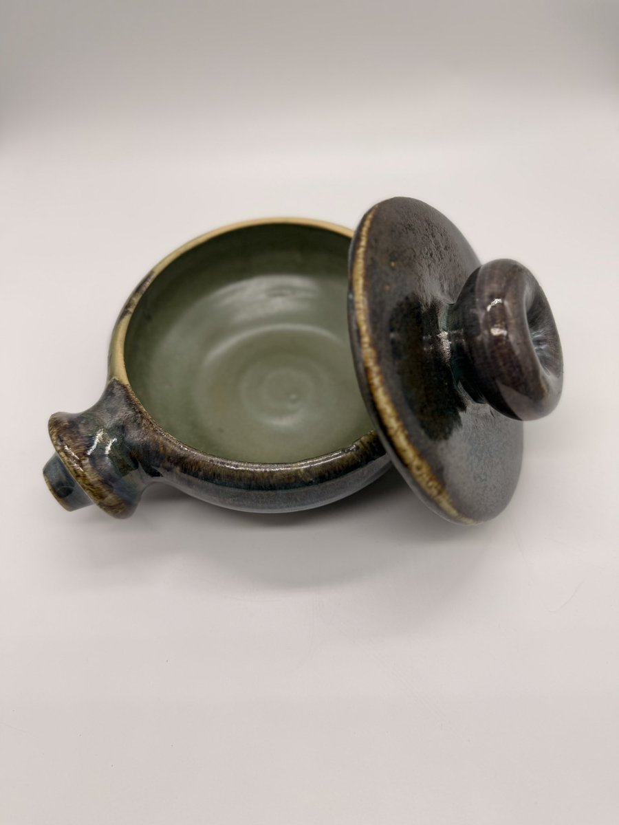 OliveAndDrive's tweet image. Pottery has been therapeutic 

#pottery #ceramics #teapot #handmadeceramics