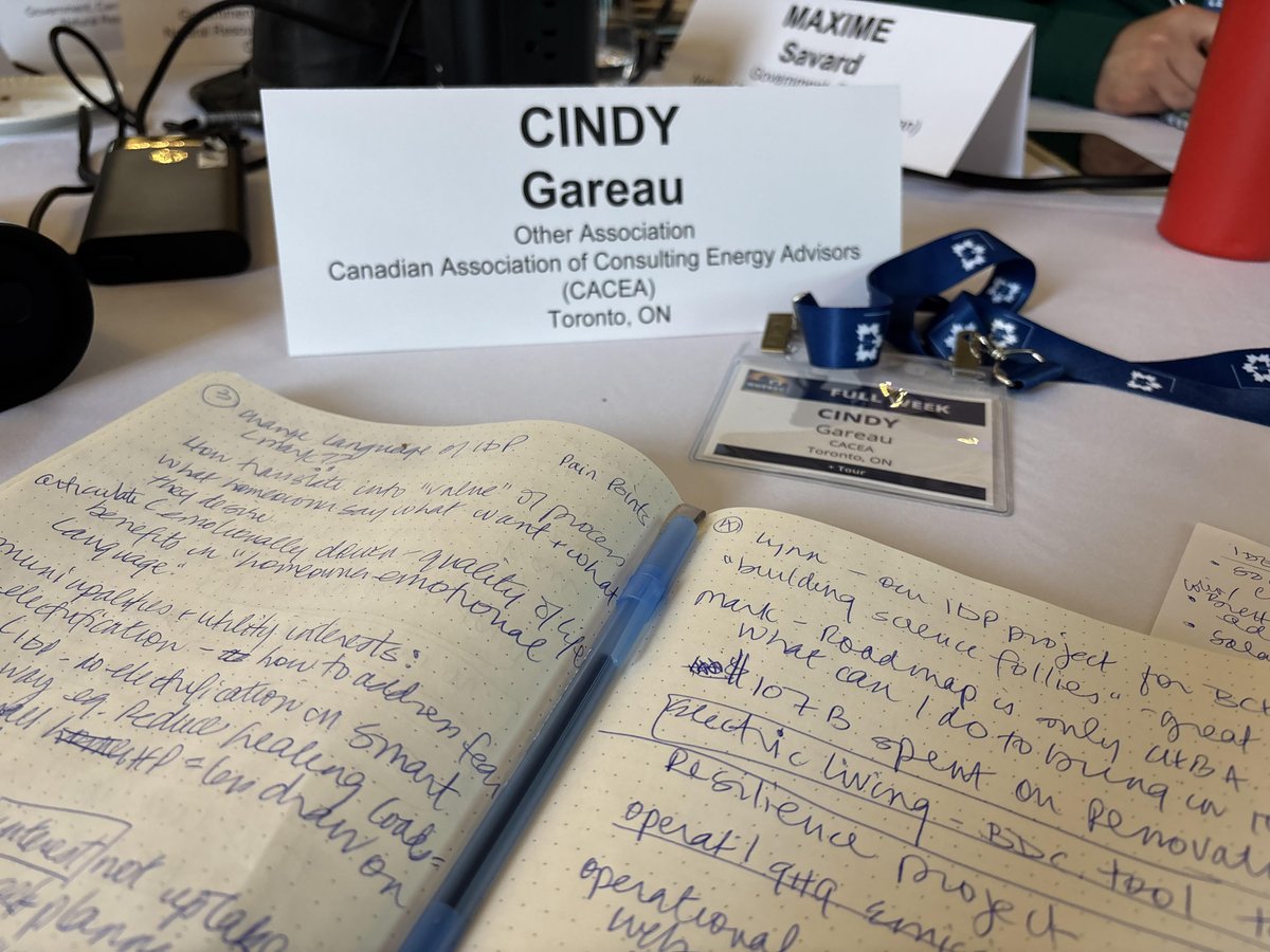 CaceaCa's tweet photo. In La Belle Province (Quebec City) for CHBA’s Builders Week. I’m looking forward to networking with friends and industry colleagues this week. There is always a lot to learn and opportunities to seek for EAs. #CHBAHomeBuildingWeek https://t.co/MUu6jTvD6s