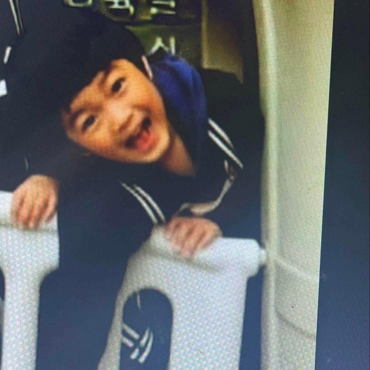 2303_000's tweet photo. @keonhovnbase_ ICONIC CENTER KEONHO

#AhnrivaledMaknae
#CORTIS_TNT
#KEONHO #건호 baby Keonho so cute aww https://t.co/wpKGksNFHa