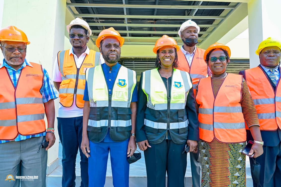 Gluk_official's tweet image. Great Lakes University of Kisumu hosts Nairobi Hospital College of Health Sciences' delegation on strategic partnership talks.
The Chancellor later inspected the progress at the Chandaria Innovation Centre for Science and Technology.
#GLUK #Partnerships #HigherEducation