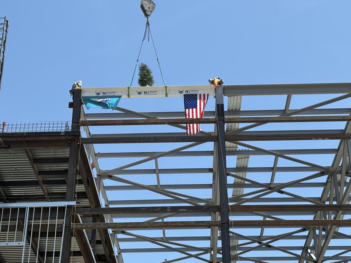 CBJspanberg's tweet photo. Conclusion: Crew at the top deserves a raise! https://t.co/qZTzqHClaX