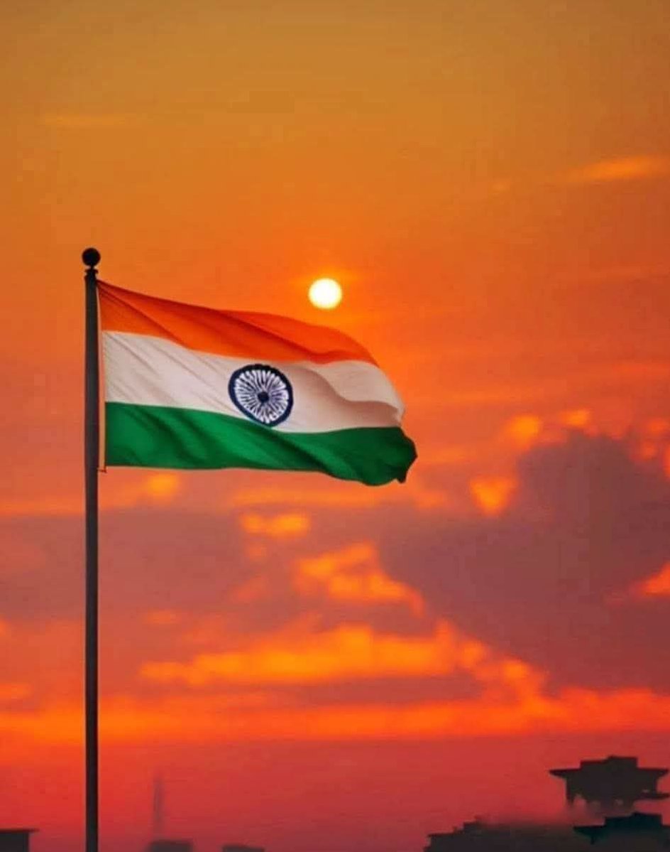 vastuviddramit6's tweet image. ॐ भूर्भुव: स्व:, तत्सवितुर्वरेण्यं, भर्गो देवस्य, धीमहि धियो यो न: प्रचोदयात्" !🙏😌🇮🇳
#NationFirst 
#HumanityFirst
#OneIndia
THANK YOU FOR EVERY ONE..⚘
#Cyberdost 
#Goodnight 
#JaiShriKrishna 
#jaiJagat