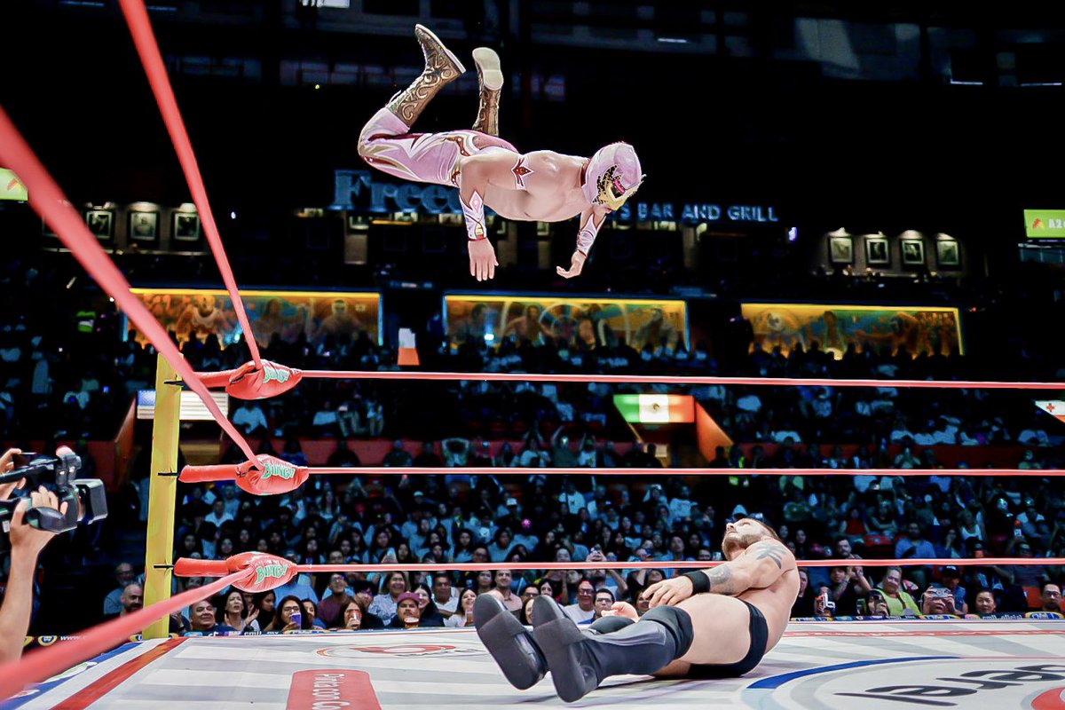 dosdossolodos's tweet image. Ayer en Arena México se vivió un nuevo choque CMLL vs MLW

Resultados Domingo Familiar mayo del 2026 #DomingoFamiliarCMLL #CMLLvsMLW 👇

dosdossolodos.com/2026/05/04/res…