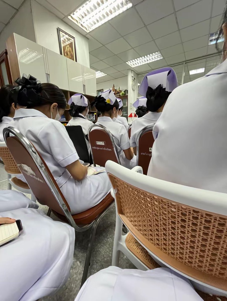 ข้าว tweet media