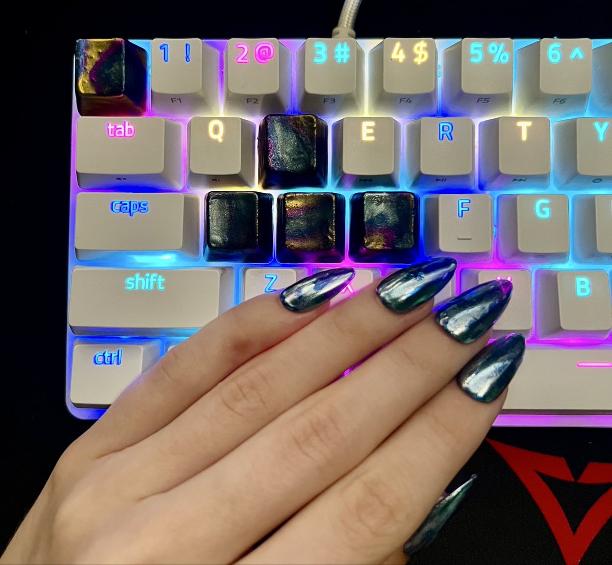 cuti3p13ttv's tweet photo. Getting back into nails Counterstrike nails ๐
๐ป hereโs a recap of some of what Iโve done. What should I do next???
#cs2 #counterstrike #counterstrike2 #asiimov #printstream #casehardend #temukau https://t.co/AC6hzR4VqA