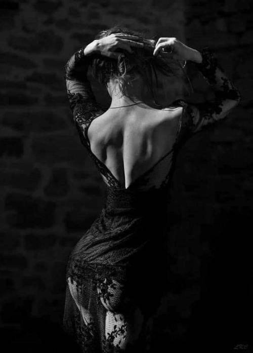 odilon66's tweet photo. Sa plus belle déclaration...Une invitation...
Elle L' attends,comme on attend l'aube dorée, le retour de l'été...
Impatiente et certaine...
Mon Invisible https://t.co/MyCay0BOJ4