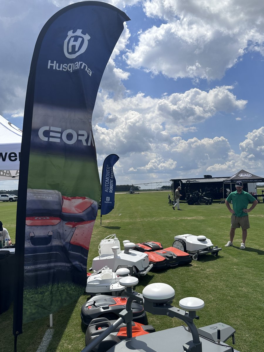 Robotic_Mowers's tweet photo. A smarter approach means better use of your crew’s time, more consistent results, and technology that works with your operation, not against it. That’s exactly what robotic mowing delivers. Ready for a smarter turf maintenance solution? Schedule a free demo with our team today. https://t.co/gvnQRtFbFA