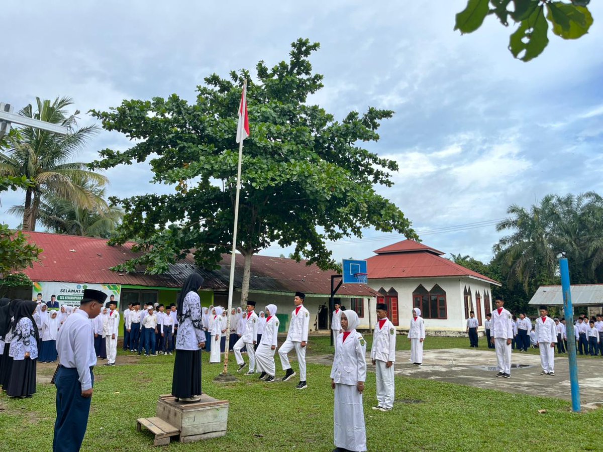TariskaPeka's tweet photo. Hidup kadang banyak kejutannya https://t.co/2zRpWtI4U2