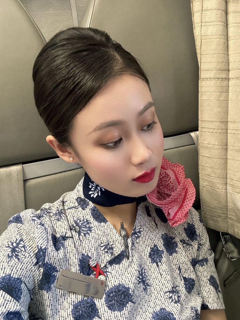 东航🈷️空姐蝶恋儿🐰 tweet media