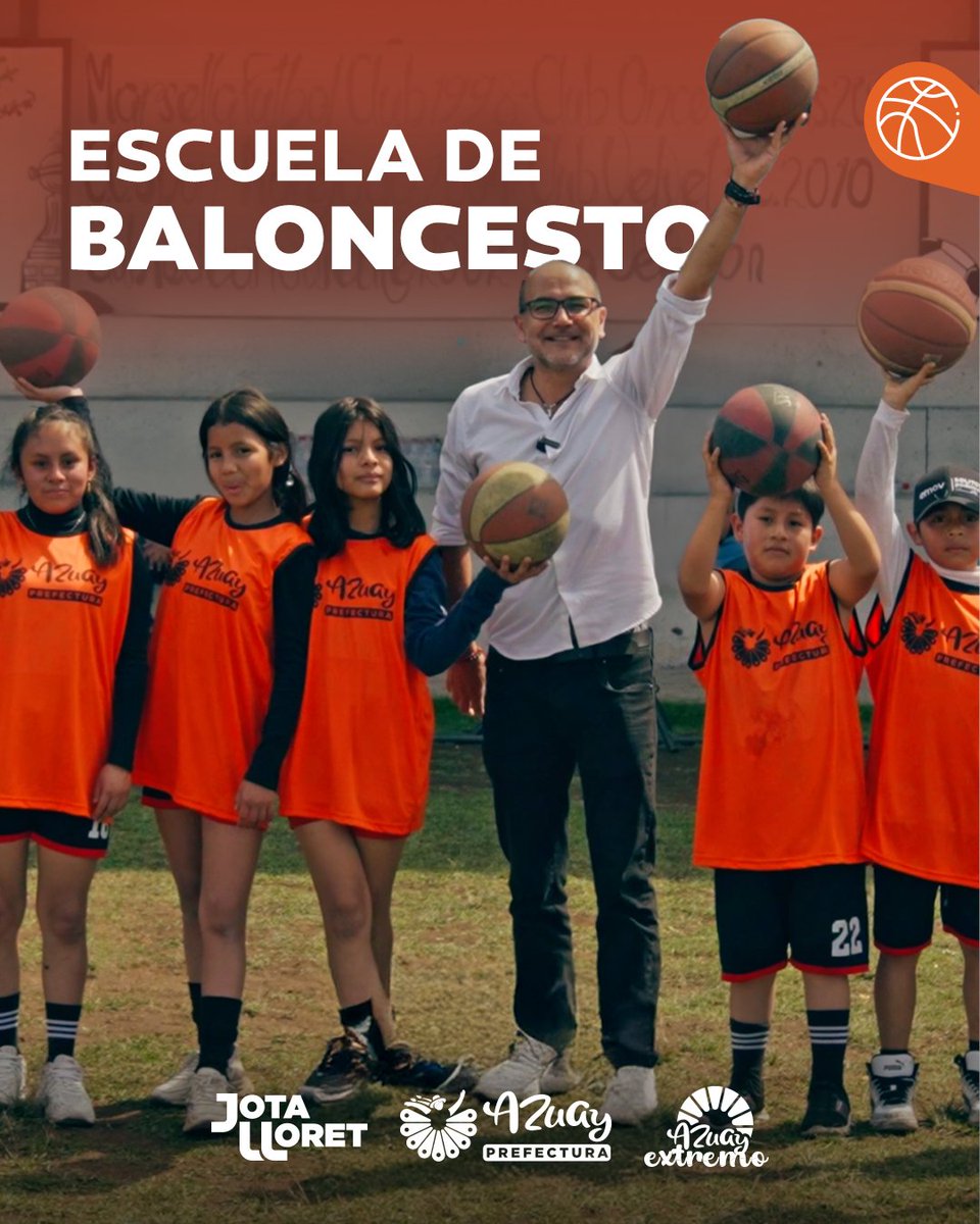 AzuayPrefectura's tweet photo. El deporte nos une 🩵
🏀 En nuestras #EscuelasDeportivas de baloncesto cada entrenamiento es un espacio donde nacen amistades, crecen sueños y se construye un mejor futuro. ✨
Un niño más en las canchas es un joven menos en las calles.👦🏻👧🏽
#AzuayExtremo
#LaPrefecturaDelDeporte https://t.co/vXlStx7Q5I