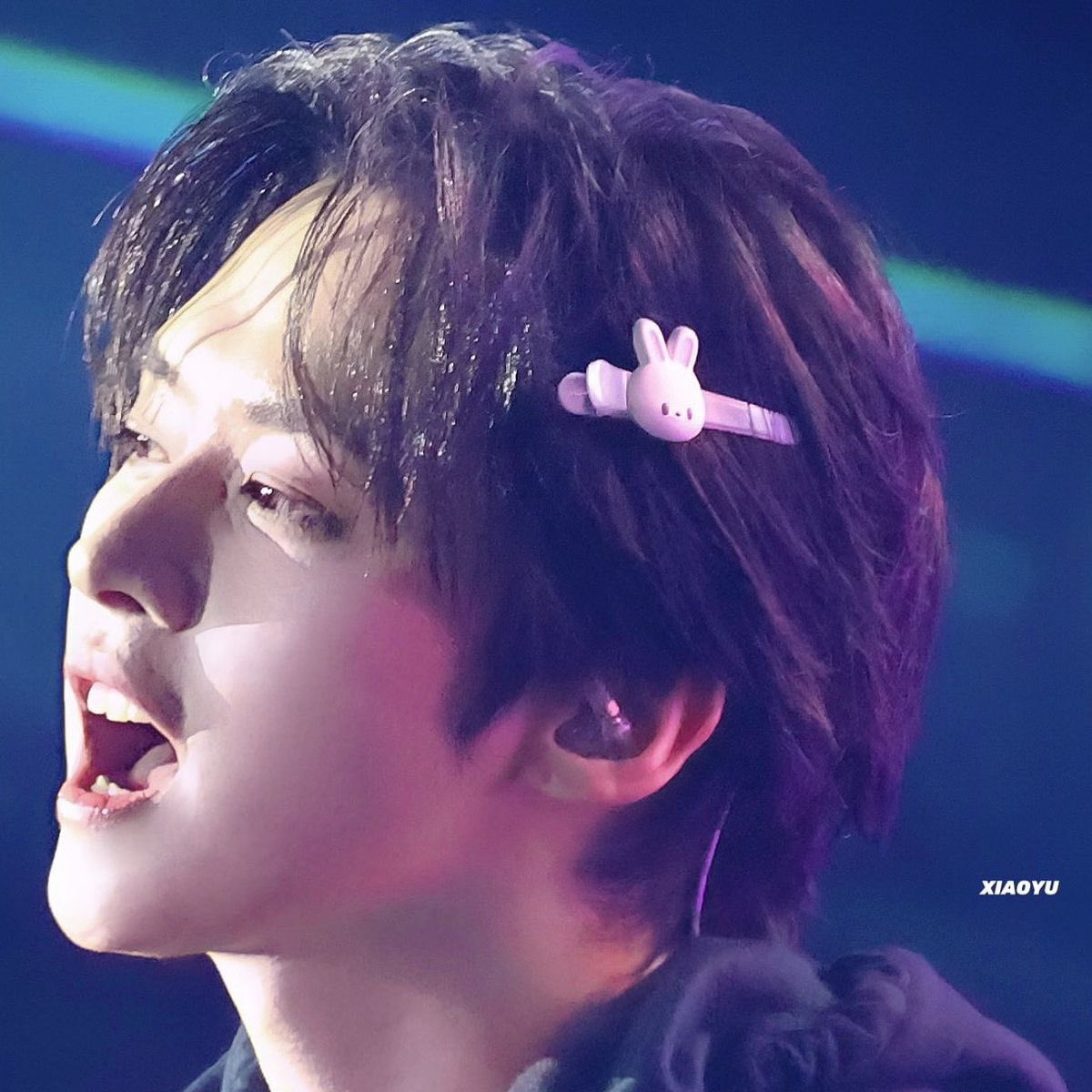 pls pls please i will eat him