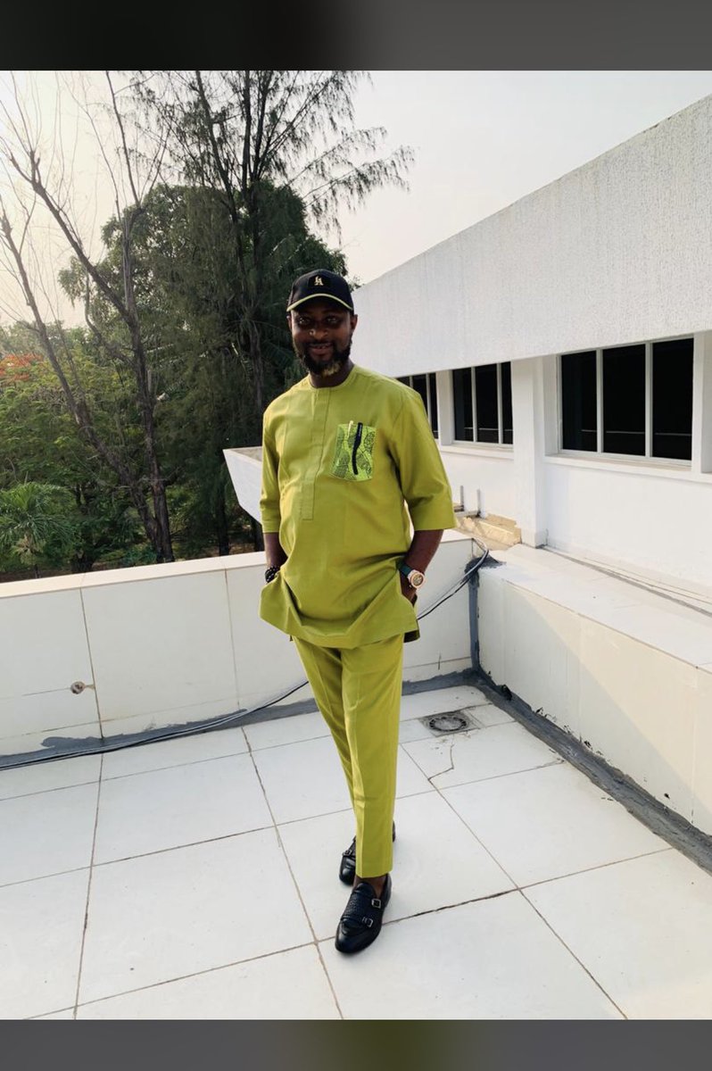 Superbuchi5's tweet photo. @ruffydfire Buchified we craft modern design for modern men thorough our bespoke service in suit, shirts, kaftan/ senator, Agbada, dashiki .
Location: Lagos, worldwide shipping 
WhatsApp or call : +2348173208604 https://t.co/POy3CZ2I3p