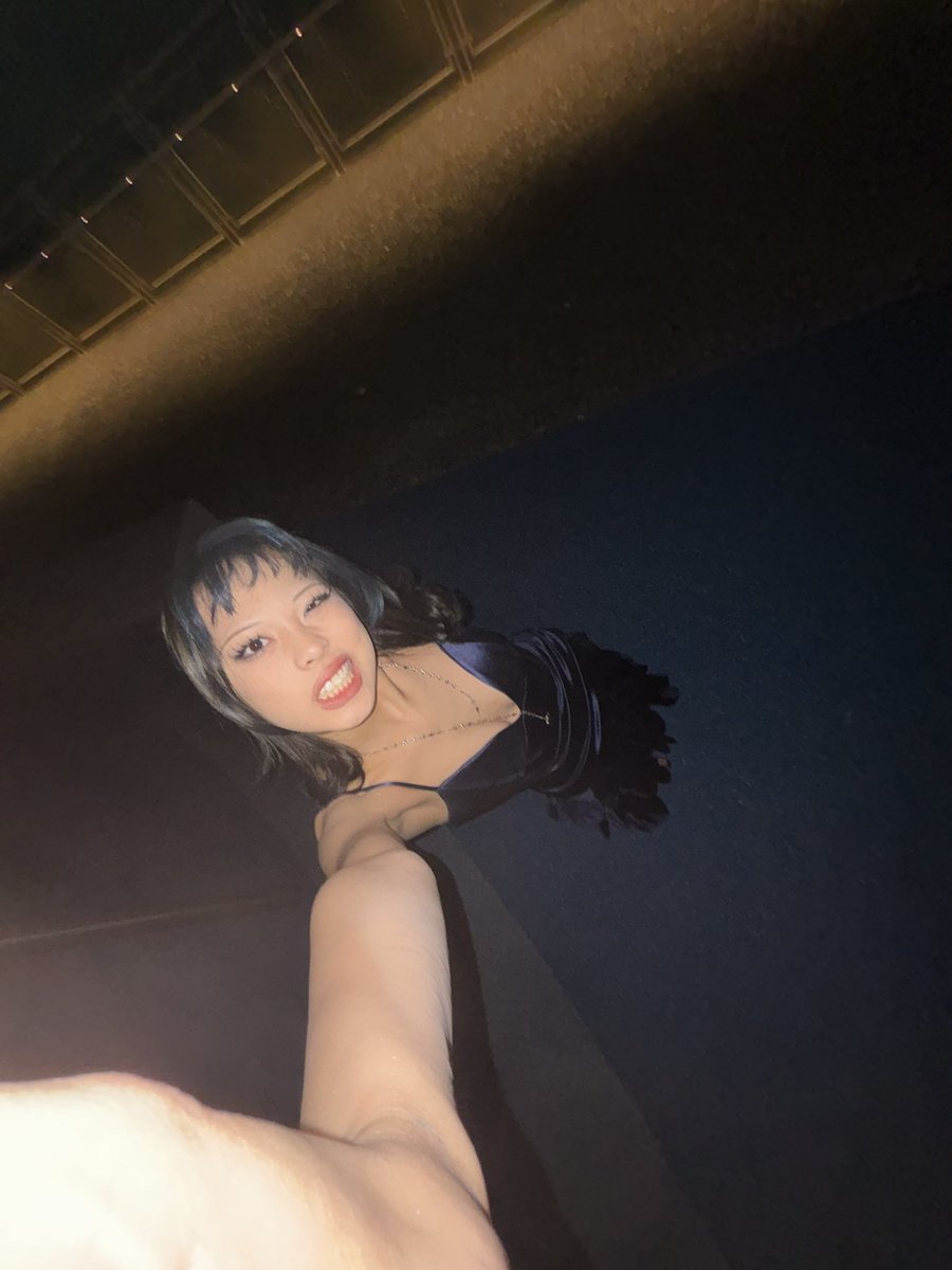 xyberkitty's tweet photo. back on my grind hmu in dmsssssss

#nsfwtwt #selling #buying #comgirl #cute #cnc #ddlg #findom #pinkmirrortw #sweetcandytw #teen #hs https://t.co/3O4uYn4FM6