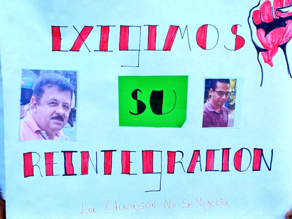 Roberto_Dubon's tweet photo. Más estudiantes de otros institutos están llegando en apoyo al despido del maestro del Instituto Nacional de Sensuntepeque, entre ellos de San Isidro, donde fue despedido el jueves el profesor Mario Javier. https://t.co/7c2pXKLqIy