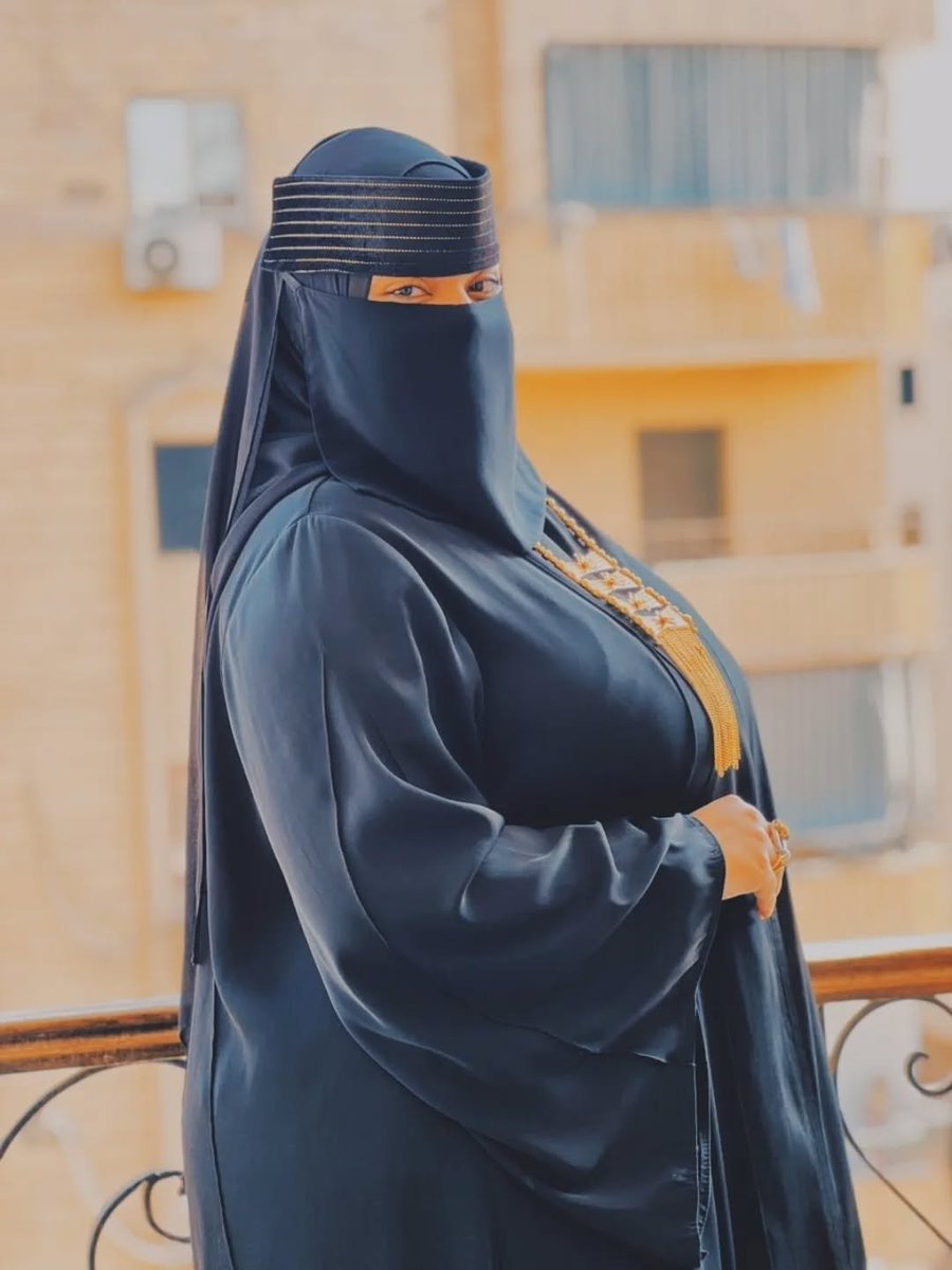 الشيخه احلام المنقبه tweet media