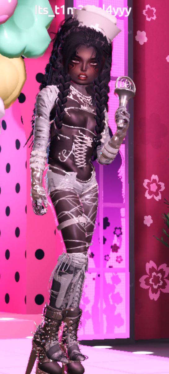 animator_dti's tweet photo. A free gamepass outfit i made just to see if my talent

Is there if i don't use any gamepass https://t.co/v5lpOP193q