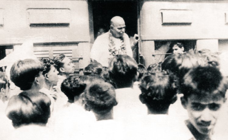 youth4bjp's tweet image. ElectionResult_2026
From 1953 to 2026 – 73 years of wait.
#WestBengal has finally paid tribute to its son, Dr Shyama Prasad Mookerjee, who left in 1953 for an undivided #Bharat.
Established #JanaSangh now known as @BJP4India a political party dedicated to Maa Bharti.