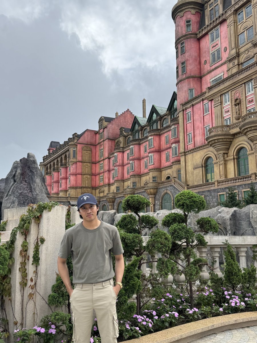 itzmebigman's tweet photo. Ba Na Hills 💚🔥 https://t.co/l4sNrk5RYV