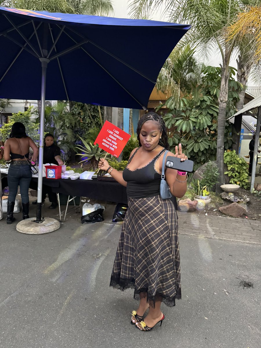 namastprincess's tweet photo. Soundset you beaute🙂‍↕️🫰🏾 https://t.co/PY9KTQXLpf
