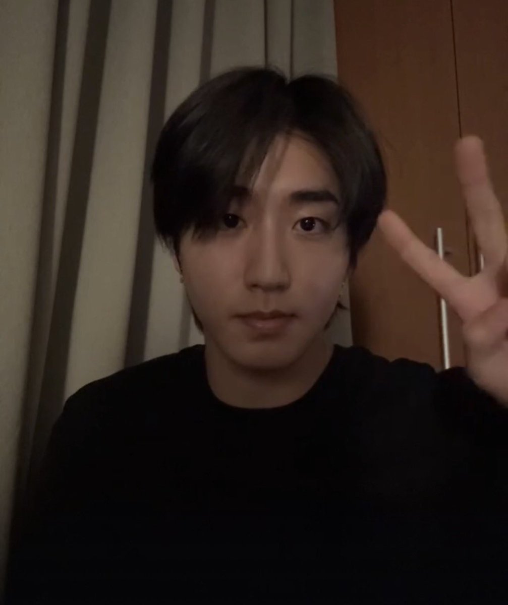 SKZ Crave tweet media