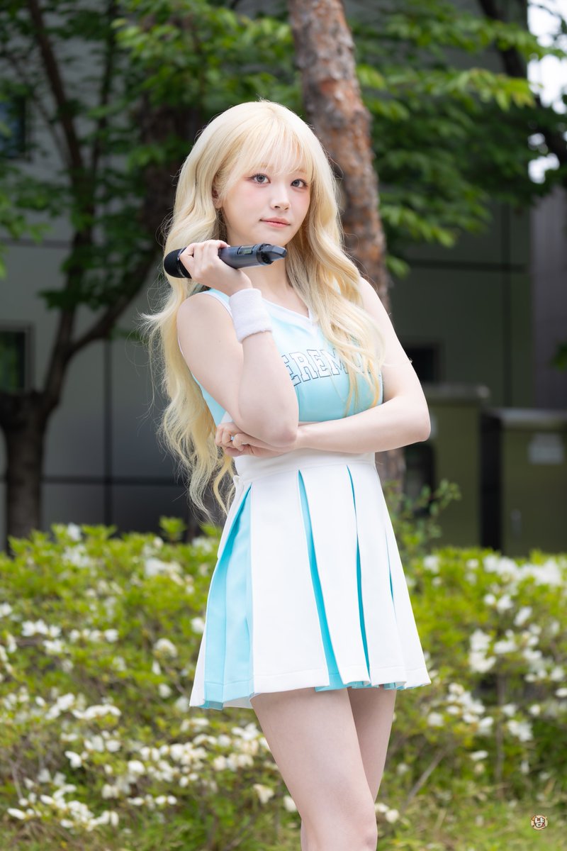 KMS_4644's tweet photo. 260502 QWER 미니팬미팅
쵸단
#QWER #쵸단 #Chodan https://t.co/e36KjqQ1Vv