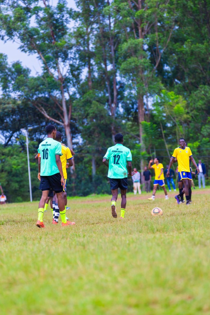 TityKayishema's tweet image. #Rwanda Varsity League: Gishari yigize bushari  

FT UR Huye College 1 - 4 RP Gishari College

⚽24' Cedric | ⚽2' ⚽ 87' Kubwimana Patrick ⚽22' Dukundimana Claude ⚽90' +1 Bikorimana Jean Claude

RP Gishari bateye intambwe yo gukina 1/2 cya @VarsityLeagueRw, irushanwa rihuza