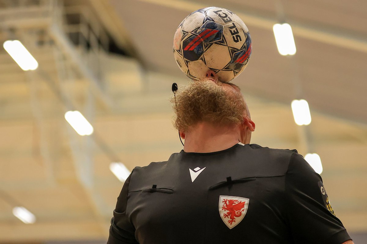 ValleyBoyPics's tweet photo. 📸⚽

Best from yesterdays FAW Futsal Play Off Semi finals

📸FAW https://t.co/zERPiVkglG