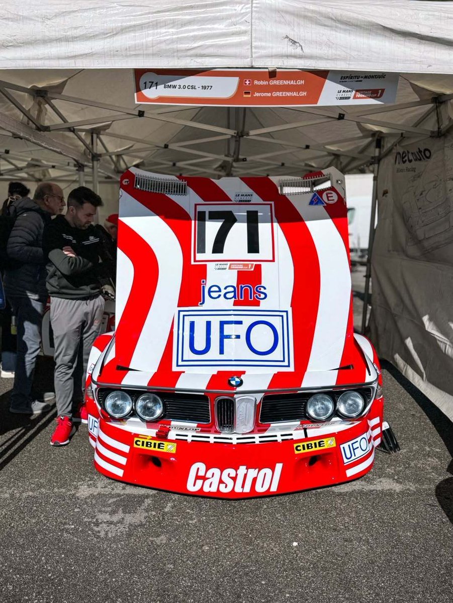 Retromania4ever's tweet image. (2/2) Straight-six party!
🇩🇪 #BMW 3.0 CSL.