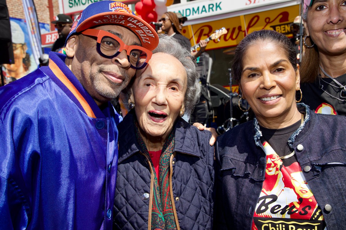 Ben's Chili Bowl tweet media