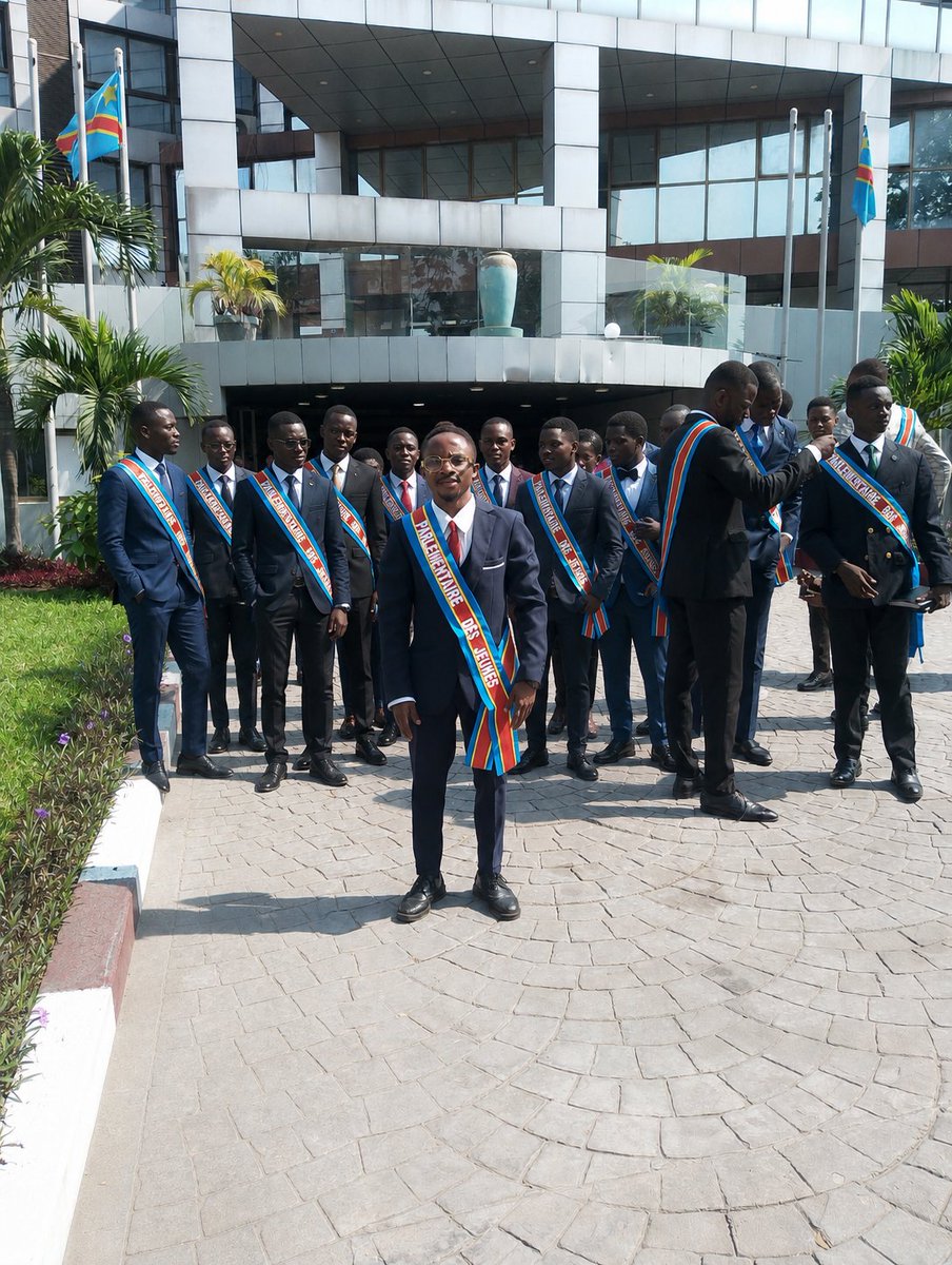 erick_lubango's tweet photo. Le parlement des jeunes de Kinshasa. https://t.co/d7gGUFUgTG