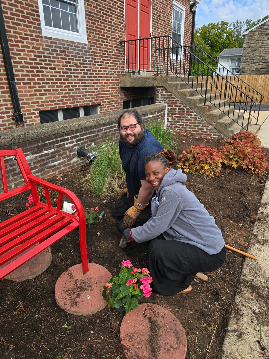 COINATIONAL's tweet photo. Frank is enjoying time in his community doing what he loves—gardening alongside staff member Rosaline! 🌻🪴

Way to go, Frank!

#CommunityInclusion #GardeningJoy #MakingMemories #InclusionMatters #CommunityOptions https://t.co/O3AGUXcFkP