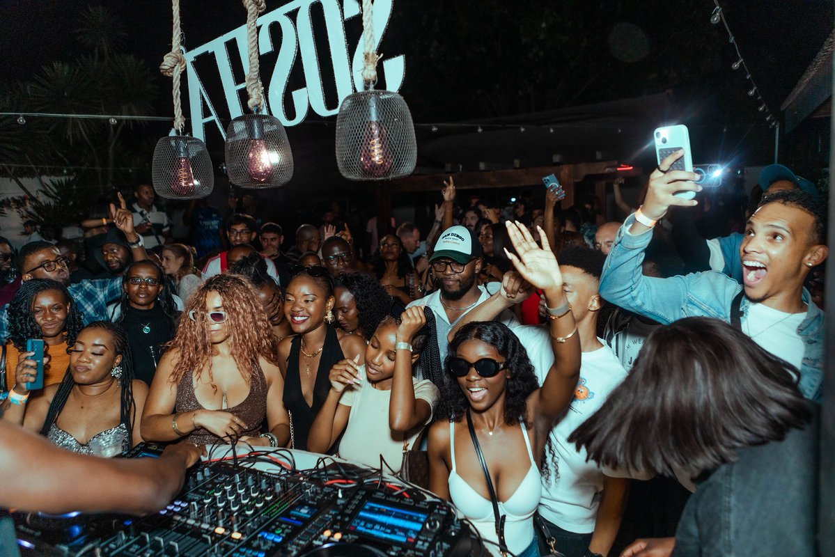 KreativeNativez's tweet image. @sosharecords Label Showcase 2026 With Special Guest @kilimanjaromusic 🤘🏾Vibration Check 💯 Good Music, Awesome Company &amp;amp; Nothing But Pure Afrohouse Energy 😮‍💨 🇿🇲 

#Afrohouse #KreativeNativez #DJLife