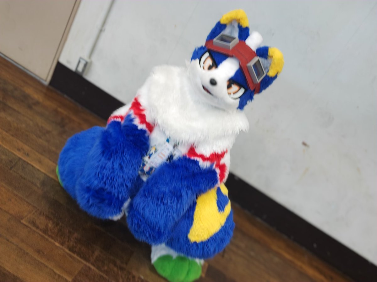 ライオネル tweet media