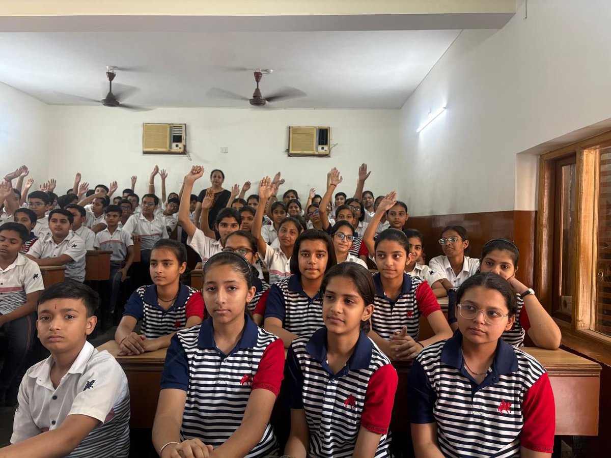Shivashikshasa3's tweet image. #Education #SchoolLife #Learning
#StudentLife #TeacherLife