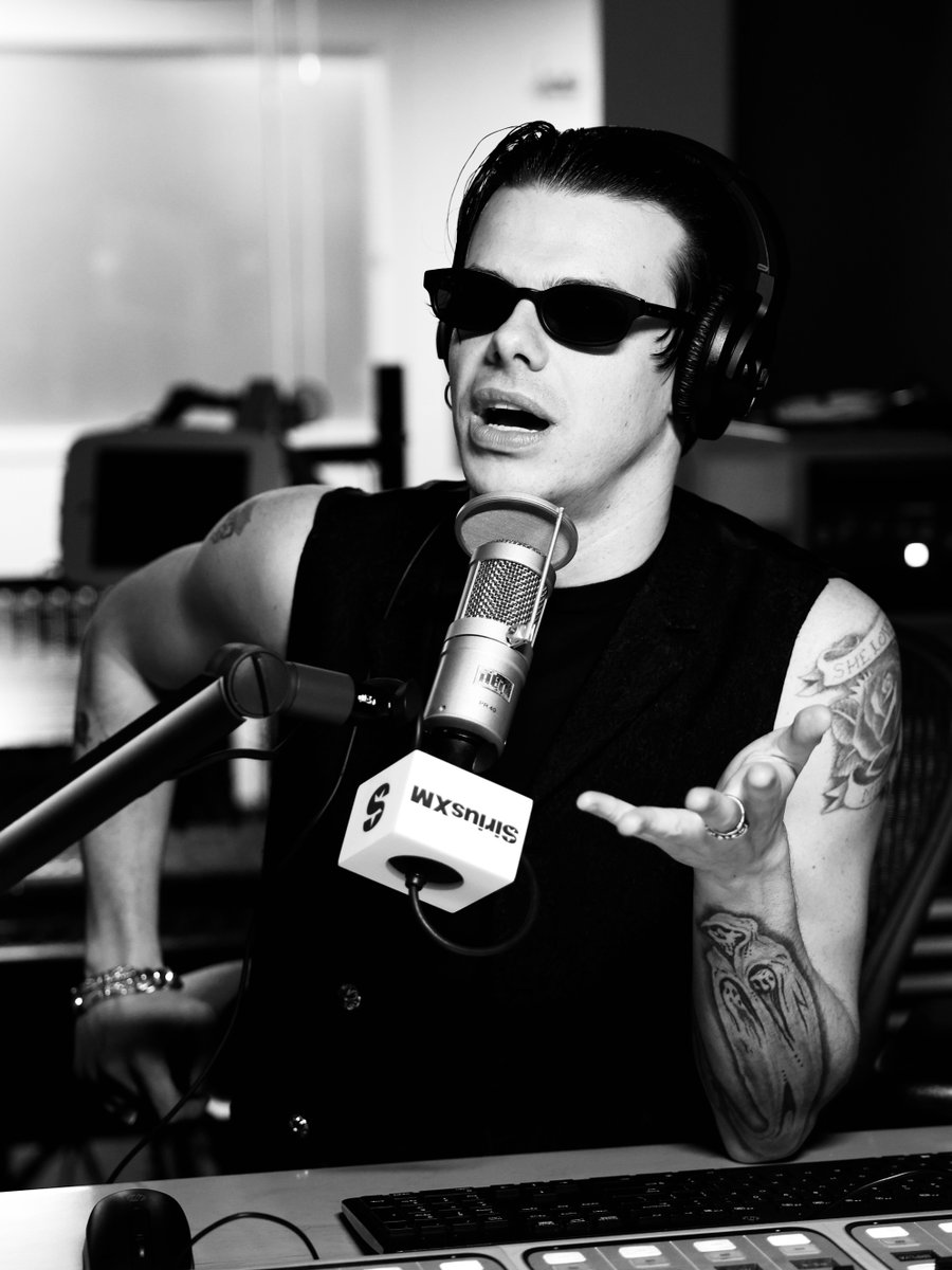 YUNGBLUD tweet media