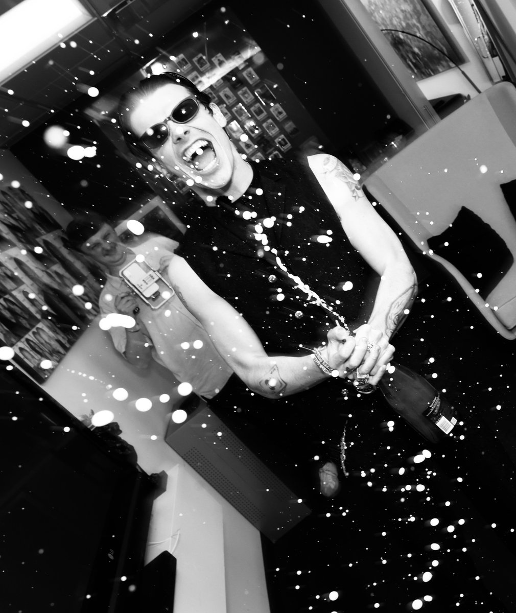 YUNGBLUD tweet media