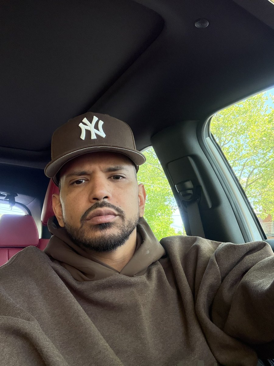 WolfOfNewYork tweet media