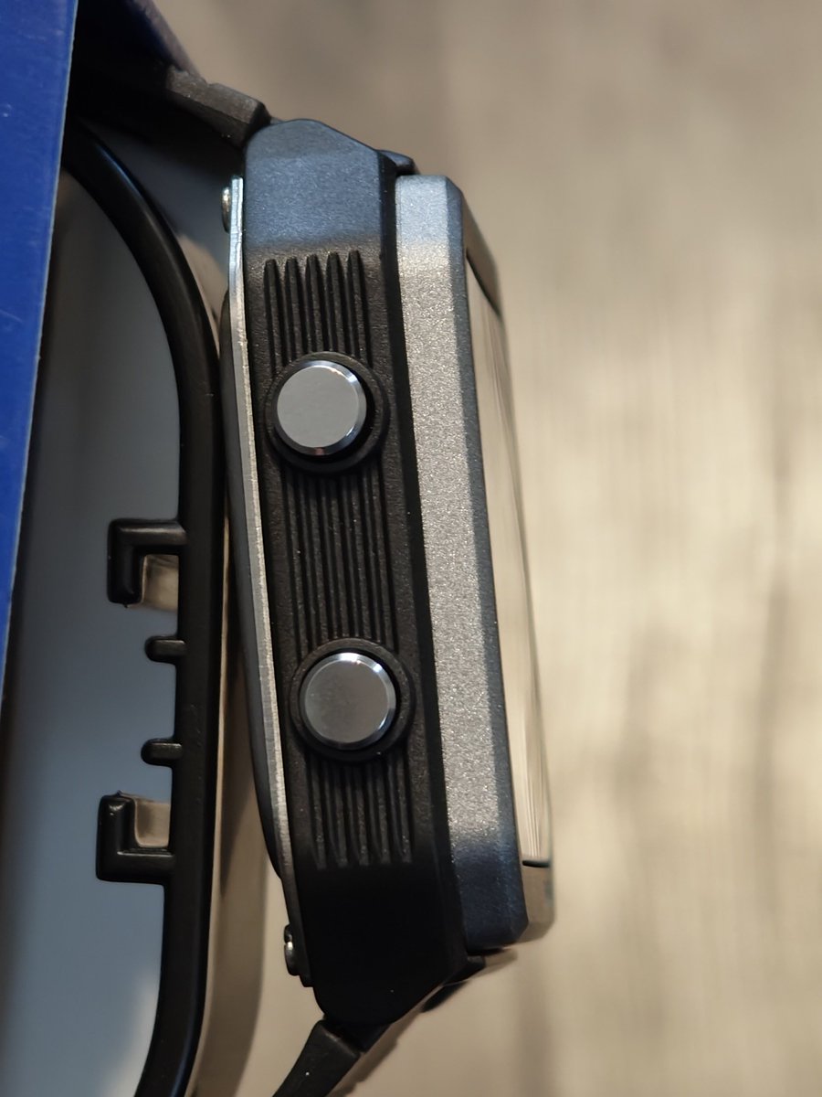 Antonio_Luis's tweet image. Found one on Walmarts website for $35 🤗

#casio
#watch
#casiow221h