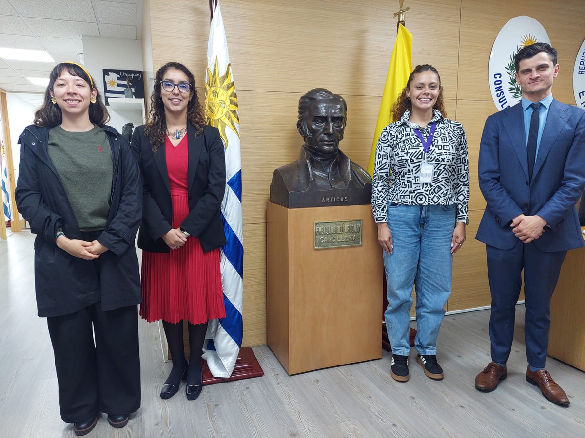Embajada de Uruguay en Colombia 🇺🇾🇨🇴 tweet media