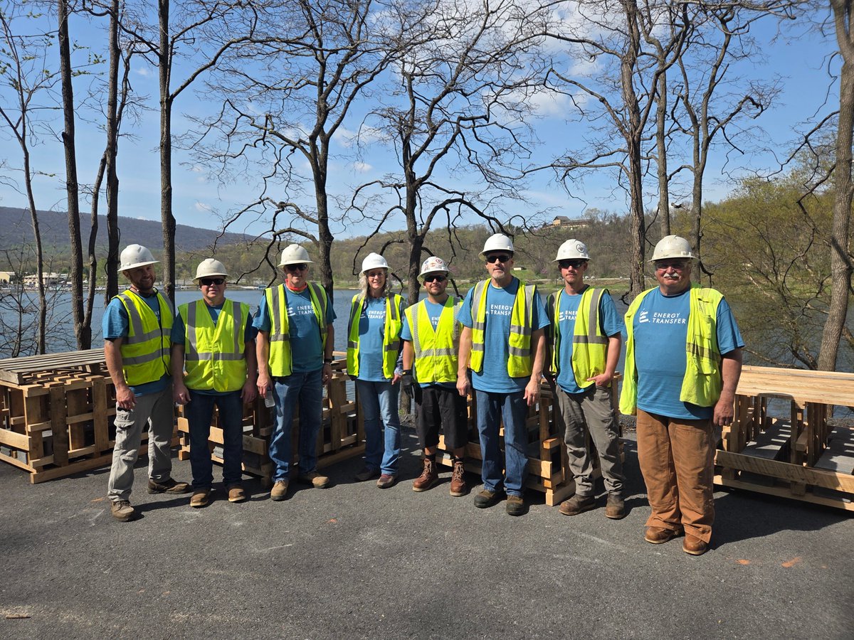 ETNortheast's tweet photo. Every year around Earth Day, we have a blast helping build fish habitat structures at Raystown Lake in Huntingdon County, PA. As a man-made reservoir without natural underwater habitat, these structures serve as essential hiding, feeding &amp; breeding grounds for fish species. https://t.co/DcSsE5y9me