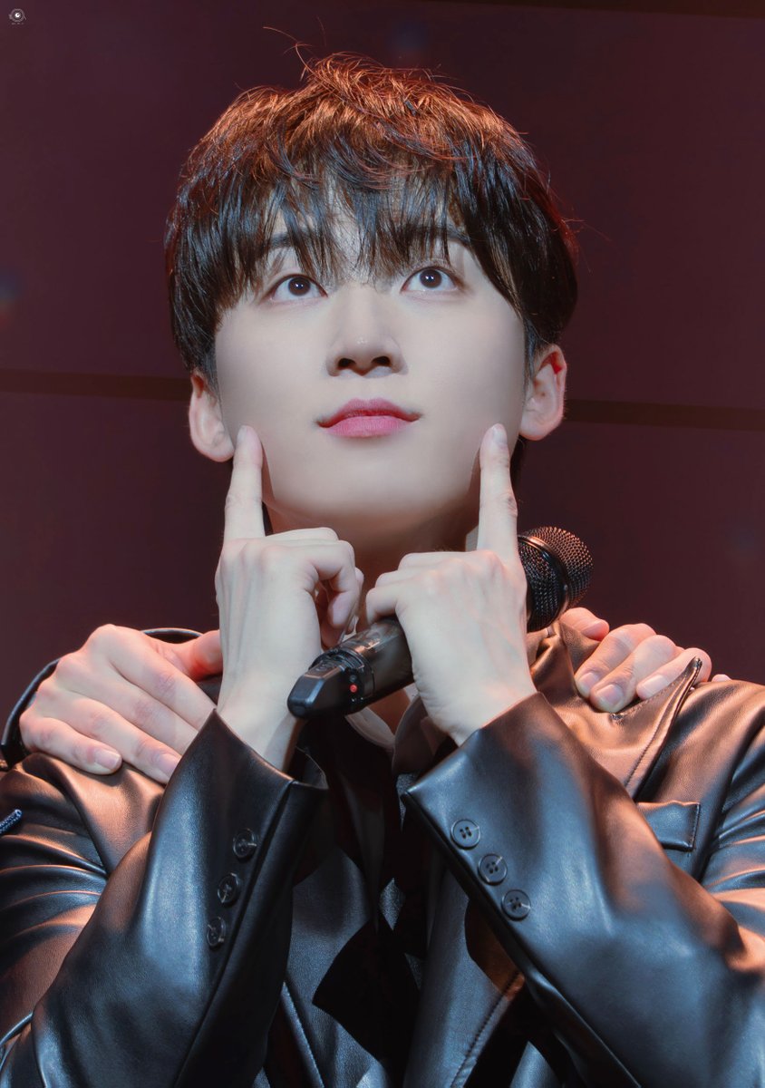 Ra_pic_O's tweet photo. 260502
라라라 페스티벌 데이오프
포토타임

☝️🐰👆
#권태하 https://t.co/TA1n7yDNoC