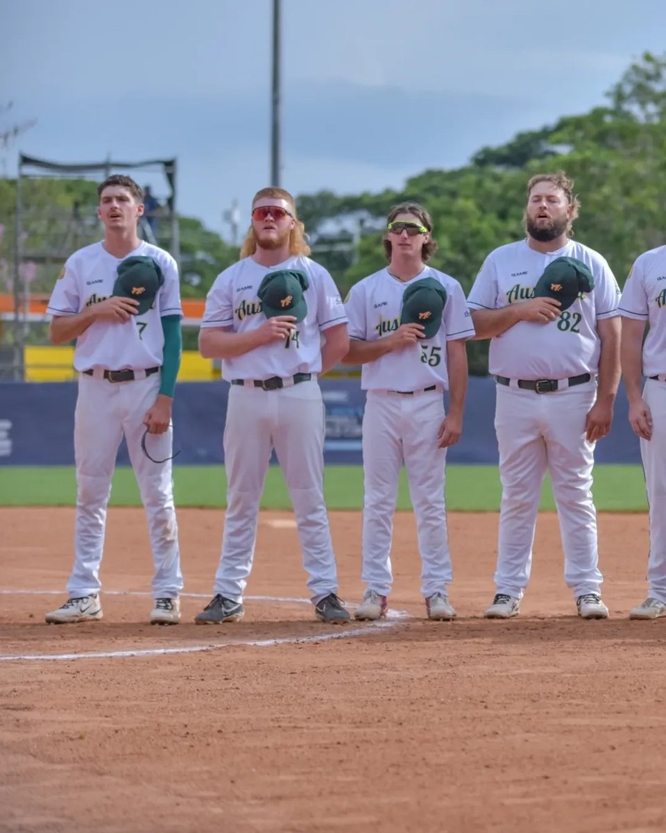 AusEmbCO's tweet photo. ¡Felicitaciones Australia! El equipo @SoftballOz se llevó la medalla de plata 🥈 en la Copa Mundial de Softbol Masculino Sub-23 en Sincelejo

Brillaron por su excelencia deportiva llegando invictos a la final y conquistando al público colombiano.

Nos une el deporte 🇦🇺🤝🇨🇴 https://t.co/AzTSaCm7by