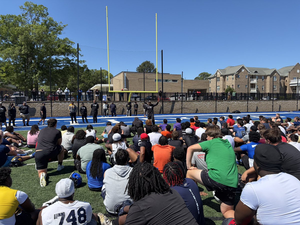 NPCoachJeff's tweet photo. ๐๐ผ@Coach_CJohnson8 โผ๏ธ
Best camp in the Carolinas, every year. Elite organization & coaching.
Great to see so many NC & SC College Coaches attend.
NP covered this event & will โก๏ธ Verified ๐, ๐งช, ๐ธ, ๐ฅ & Scout โ๐ผ โก๏ธ Colleges โก๏ธ The ๐บ๐ธโผ๏ธ
#WhyNP
@NPShowcases
@NationalPrepsFB https://t.co/682KGIvub7