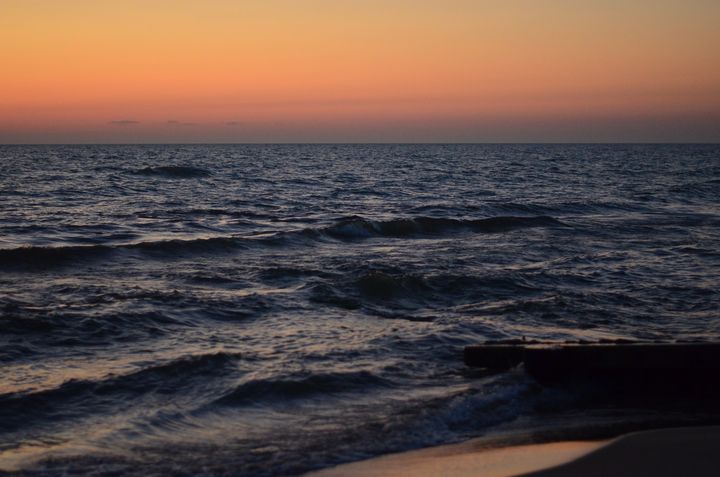 webGirlgr's tweet photo. Art of the Day! "Lake Michigan at Night". Buy at: https://t.co/PiWzoxoIOu https://t.co/17VaPm996q