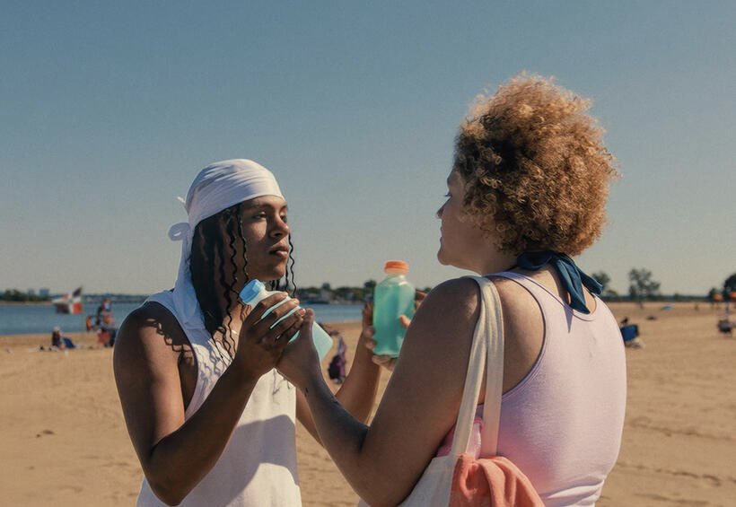 It was interesting to hear MAD BILLS TO PAY director Joel Alfonso Vargas, a Bronx-native, say that part of why propelled him to make films about the Bronx as he knows it was his dislike of the show THE GET DOWN in 2016.

My interview with him here: latimes.com/delos/story/20…