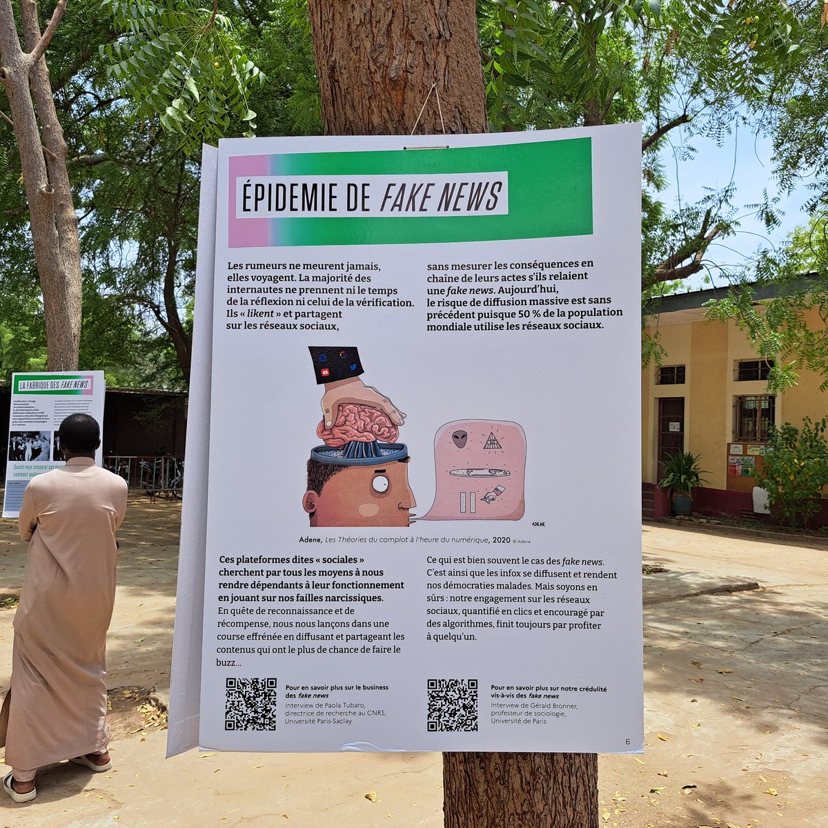 CitizenLabTchad's tweet photo. Ce matin au CCU de Sabangali : une expo choc contre les fa
Au CCU de Sabangali : une expo contre les fake news.
« Épidémie de fake news »
 « Attention aux fake news »
Impossible de rester indifférent.
 Initiative IFT
 On soutient !
@AFRICTIVISTES @YouthCohort @WenakLabstd https://t.co/jJrqcVcPJf