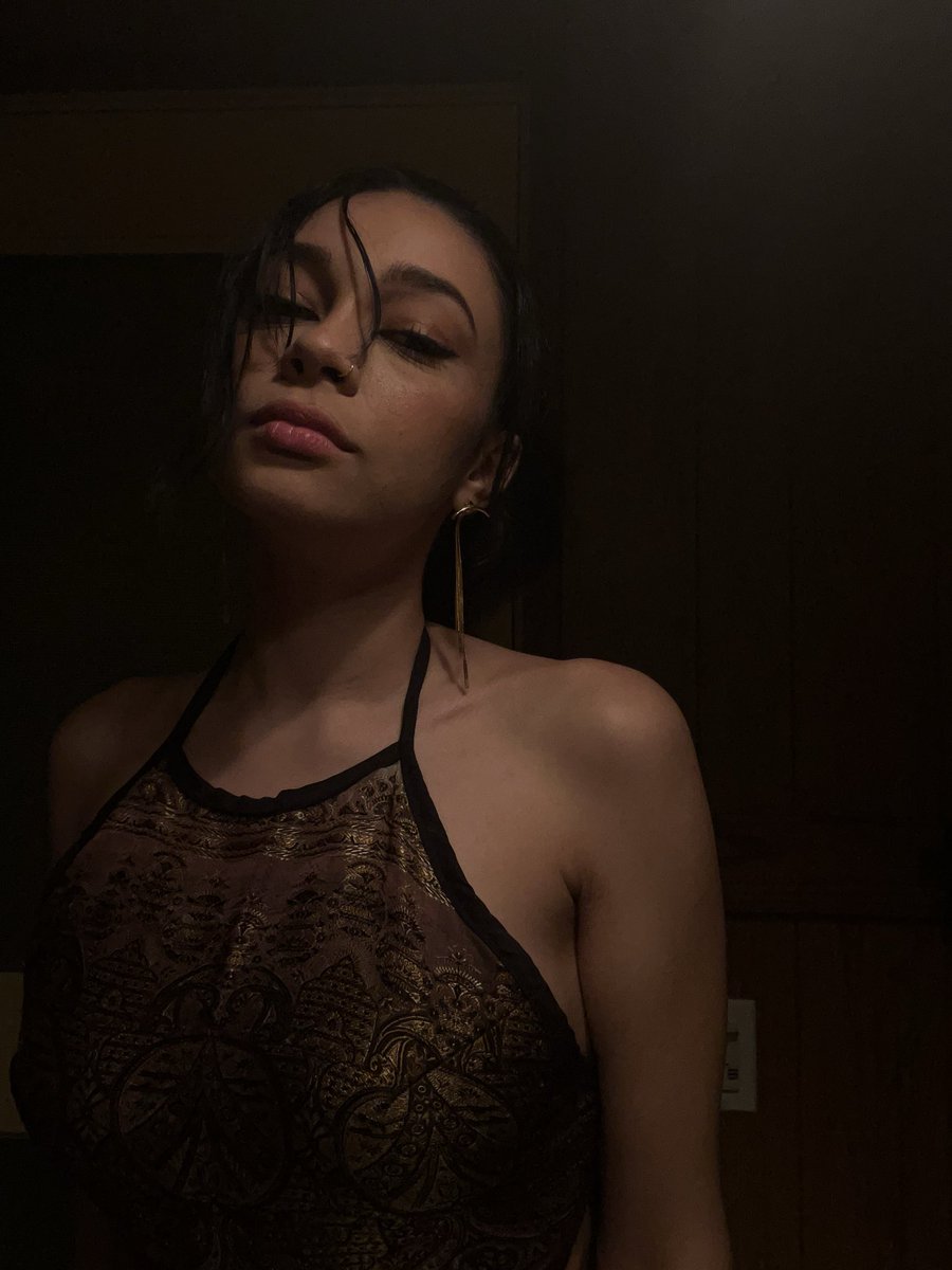 Goddess Lydia tweet media