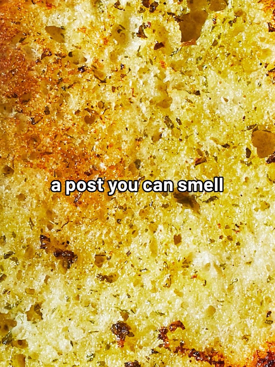 MiddlesbroughLP's tweet photo. Sensory overload, in the best way 🍞✨

Spend your bank holiday breathing in that garlic bread at @NandosUK, see you there. https://t.co/n9jziWfBGn