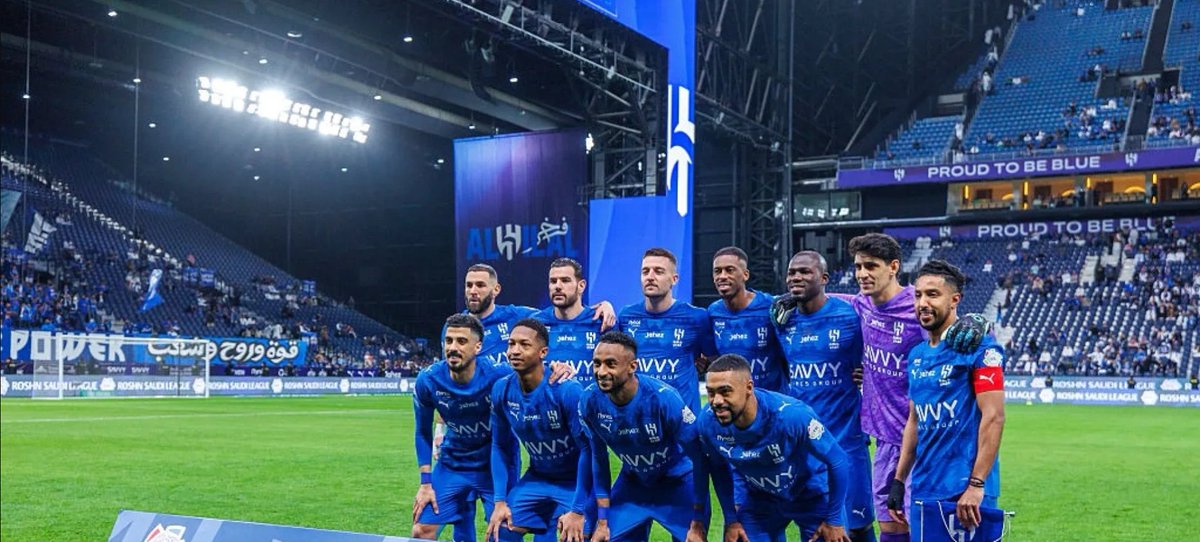 🚨🚨 بكل وضوح.. لم يكن توقيت نهائي الكأس مثاليًا قبل أيام قليلة من مواجهة تُختزل فيها ملامح الموسم ⏳

ليست المسألة ازدحام مباريات فقط، بل الأثر المعنوي؛ فوز قد يصنع نشوة تُربك التركيز، وخسارة قد تزرع شكًا في لحظة لا تحتمل التردد.. و #الهلال اليوم أحوج ما يكون إلى توازن ذهني كامل